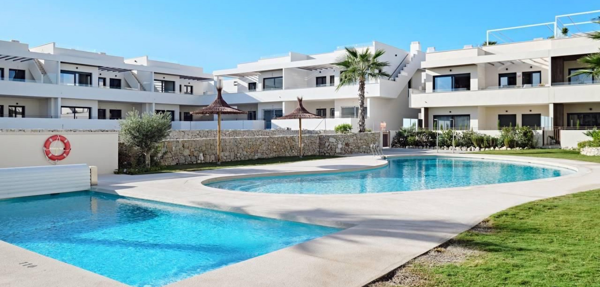 For sale - 2 Bedroom 2 Bathroom Apartment in Torrevieja - La Veleta  - Alicante