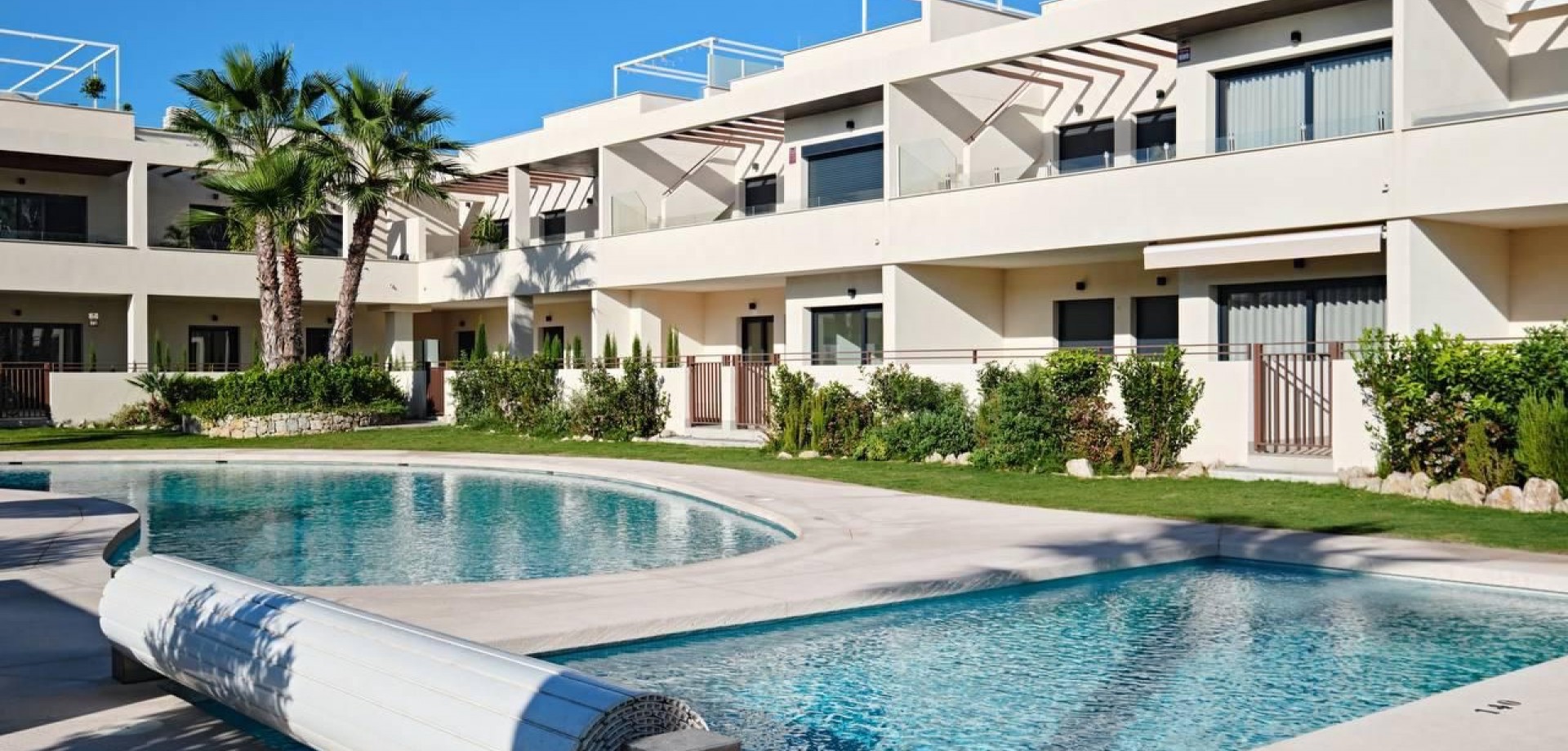 For sale - 2 Bedroom 2 Bathroom Apartment in Torrevieja - La Veleta  - Alicante