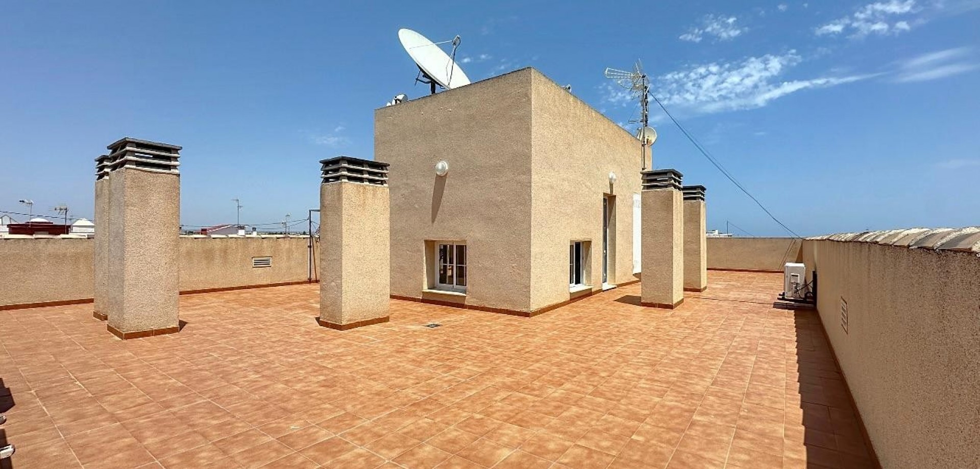 For sale - 2 Bedroom 1 Bathroom Apartment in San Pedro del Pinatar - San Pedro del Pinatar  - Murcia