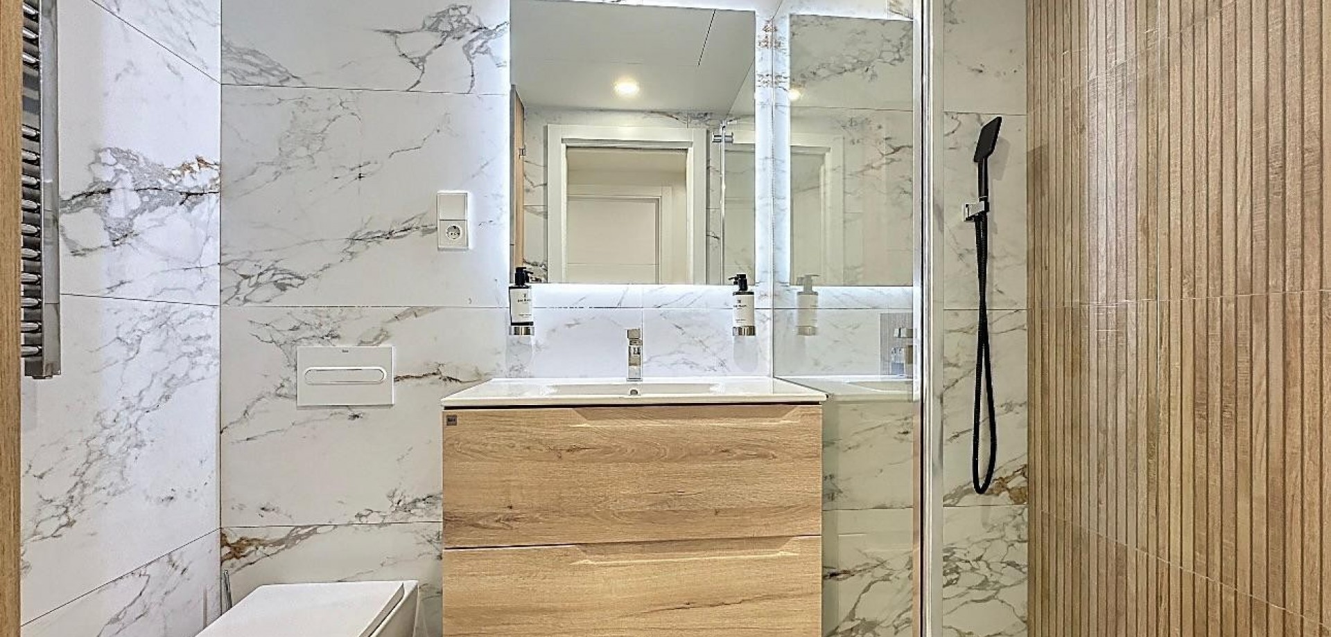 For sale - 2 Bedroom 1 Bathroom Apartment in San Pedro del Pinatar - San Pedro del Pinatar  - Murcia