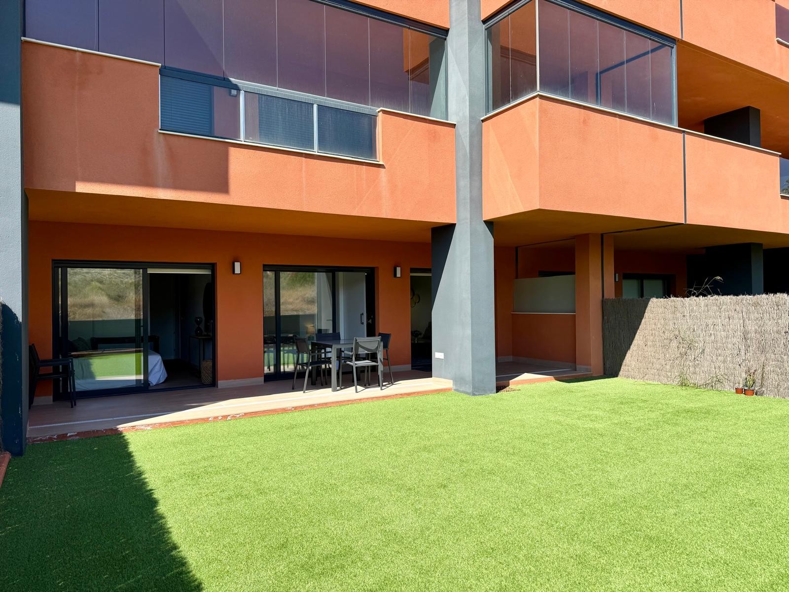 For sale - 2 Bedroom 2 Bathroom Apartment in Villamartín - Villamartin  - Alicante