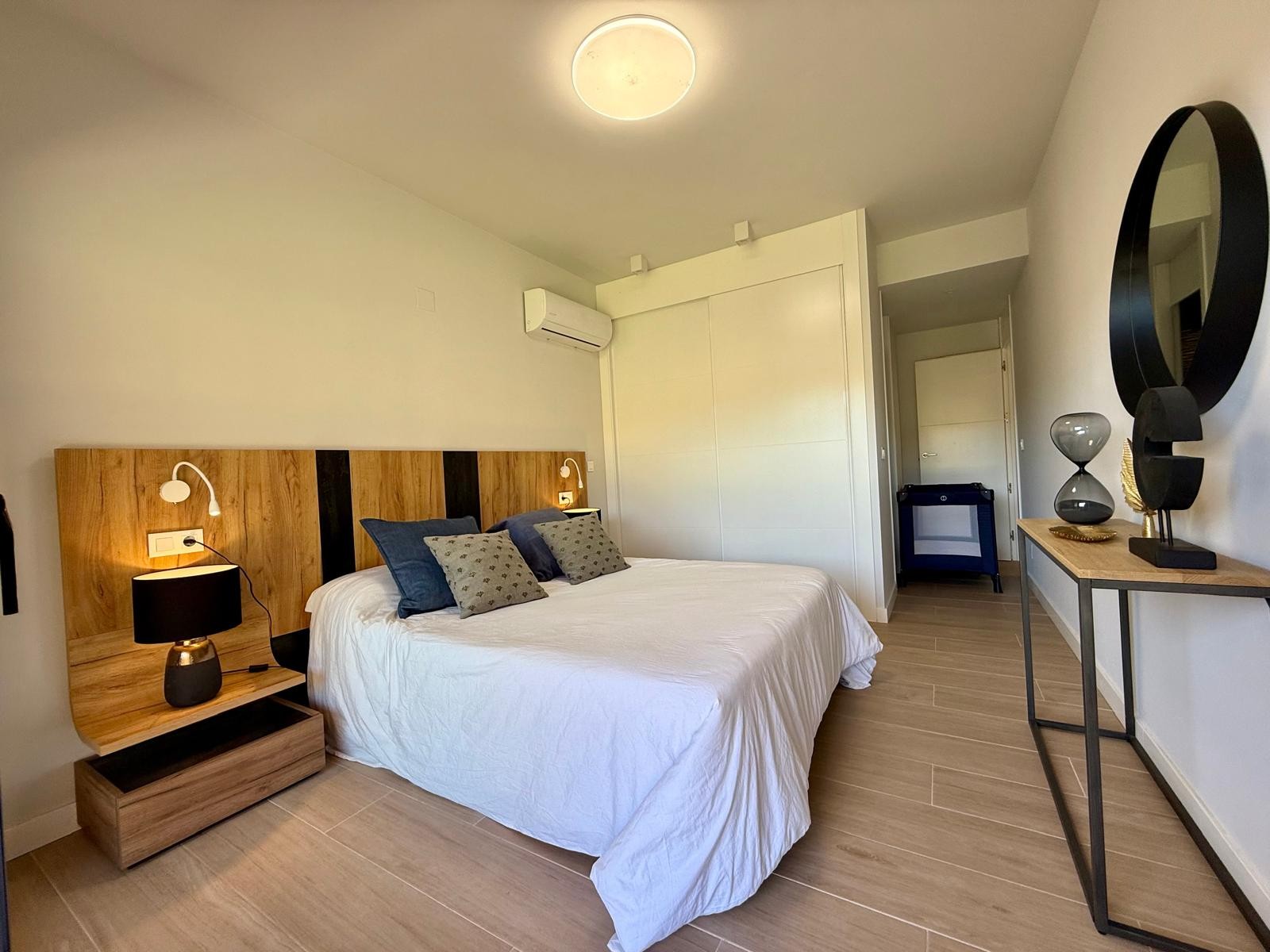 For sale - 2 Bedroom 2 Bathroom Apartment in Villamartín - Villamartin  - Alicante