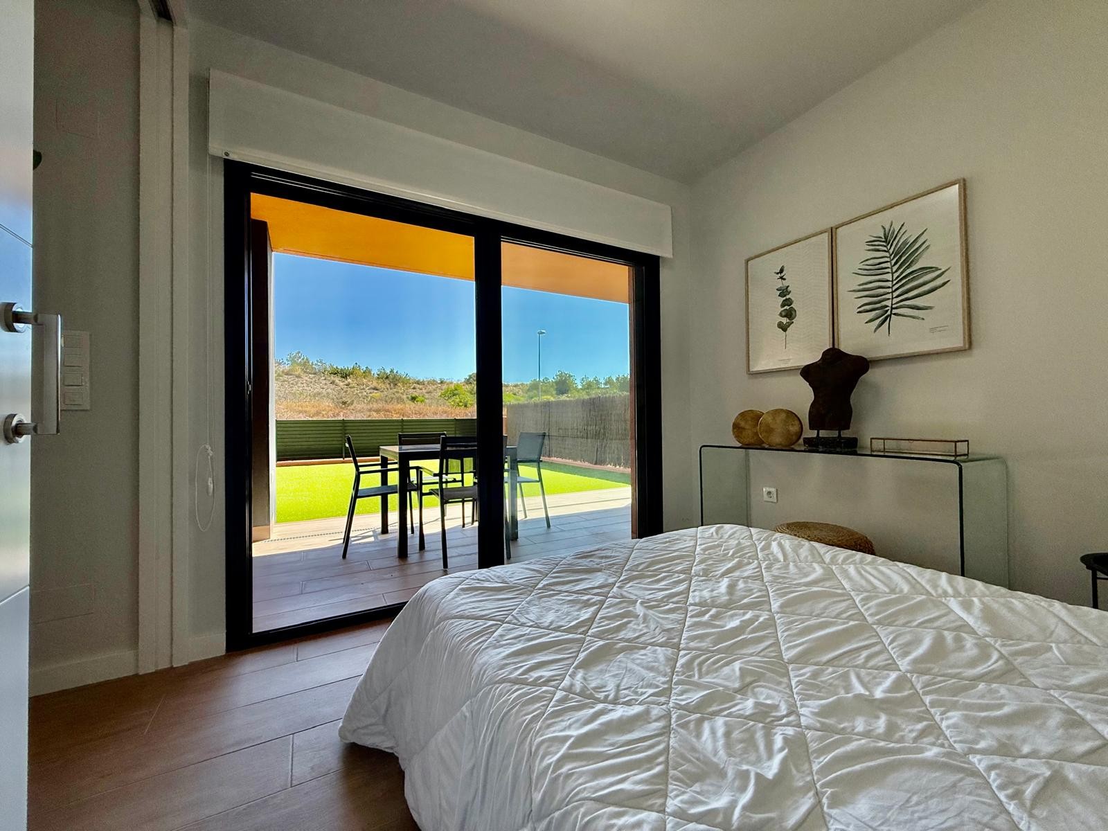 For sale - 2 Bedroom 2 Bathroom Apartment in Villamartín - Villamartin  - Alicante