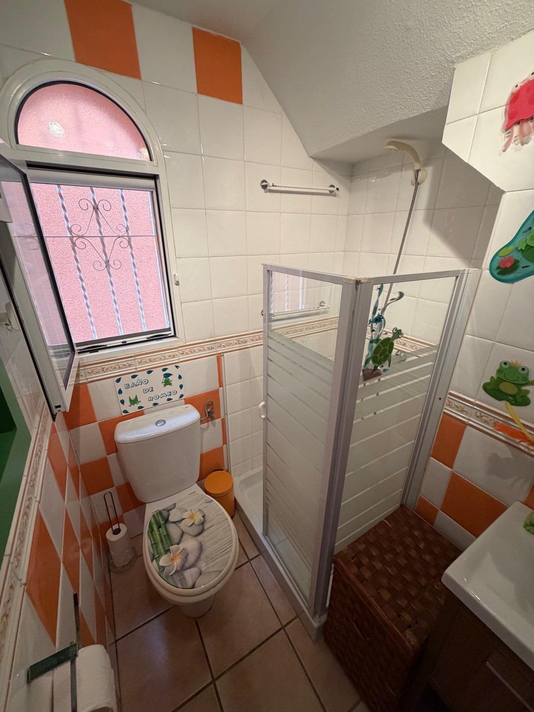 For sale - 3 Bedroom 2 Bathroom Villa in Orihuela Costa - Playa Flamenca  - Alicante