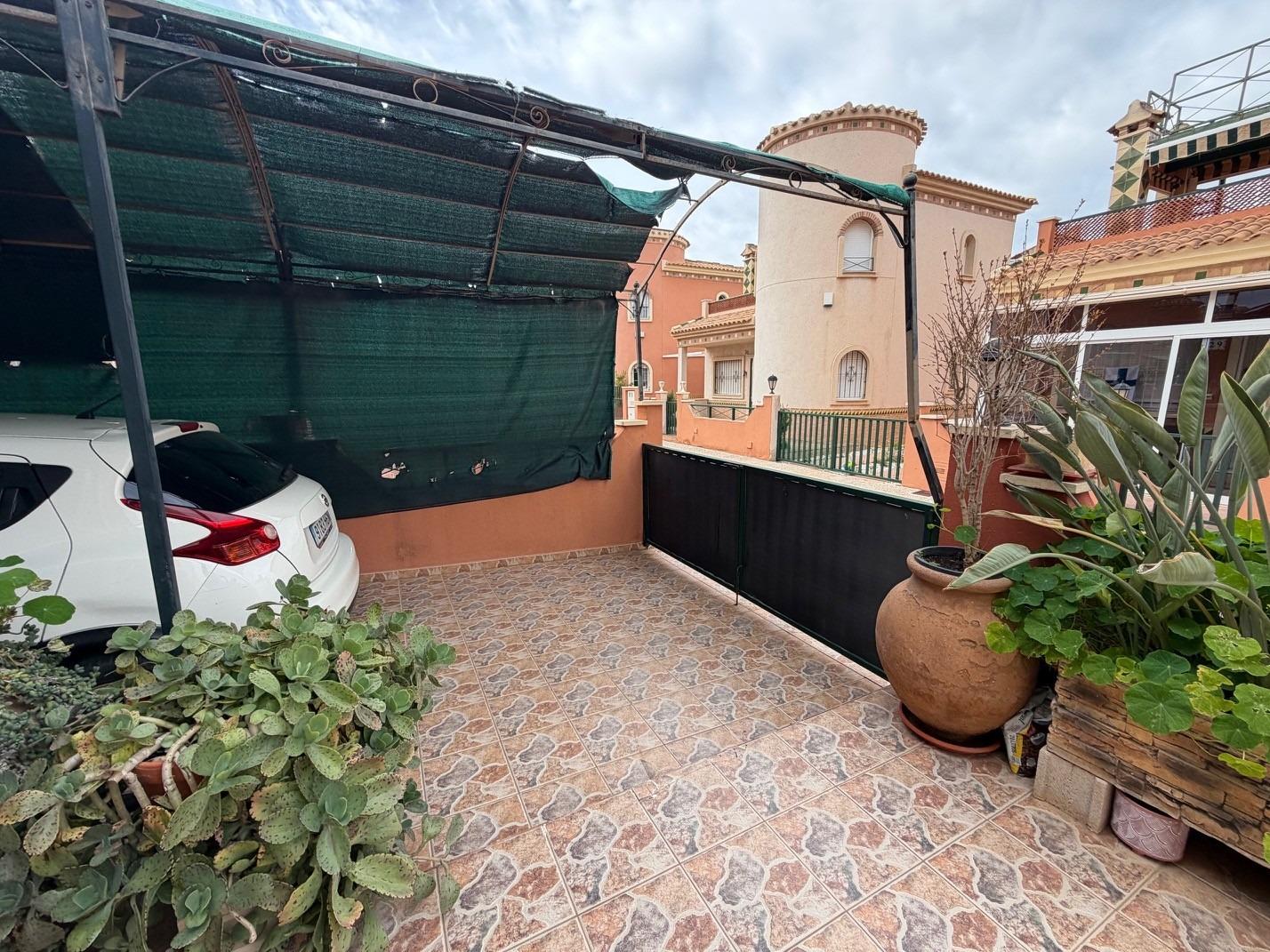 For sale - 3 Bedroom 2 Bathroom Villa in Orihuela Costa - Playa Flamenca  - Alicante
