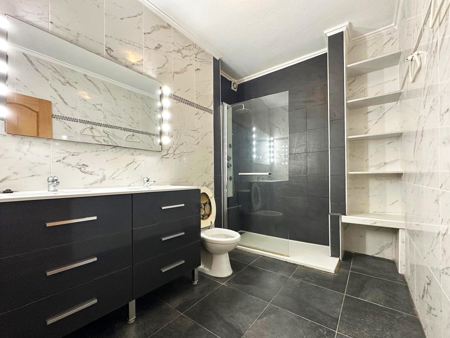 For sale - 3 Bedroom 3 Bathroom Town House in Orihuela Costa - Costa Blanca  - Alicante