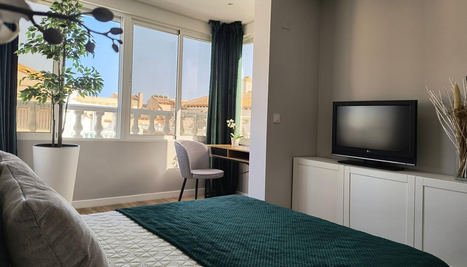 For sale - 3 Bedroom 2 Bathroom Town House in Orihuela Costa - Los Balcones  - Alicante