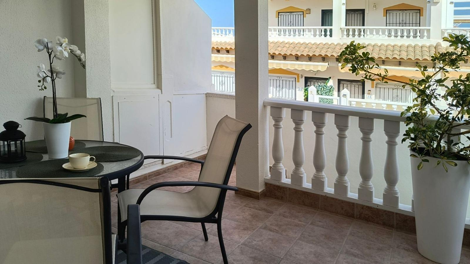 For sale - 3 Bedroom 2 Bathroom Town House in Orihuela Costa - Los Balcones  - Alicante