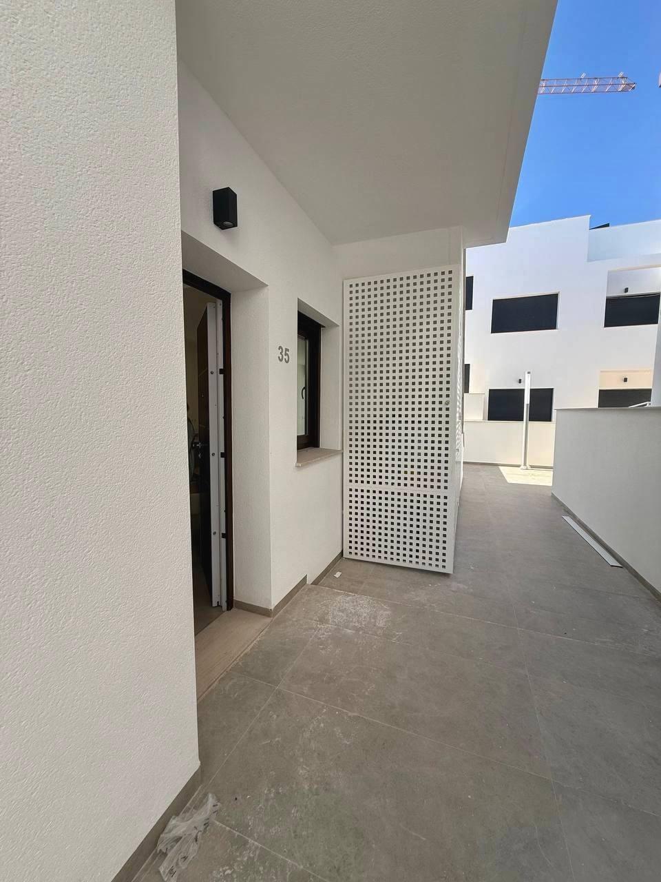 For sale - 2 Bedroom 2 Bathroom Apartment in Orihuela - Urbanización Perla Del Mar  - Alicante