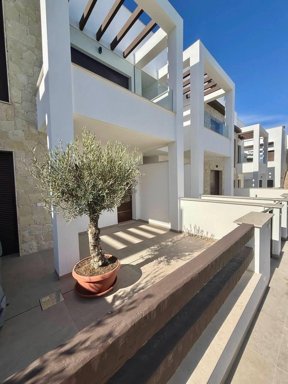 For sale - 2 Bedroom 2 Bathroom Apartment in Orihuela - Urbanización Perla Del Mar  - Alicante