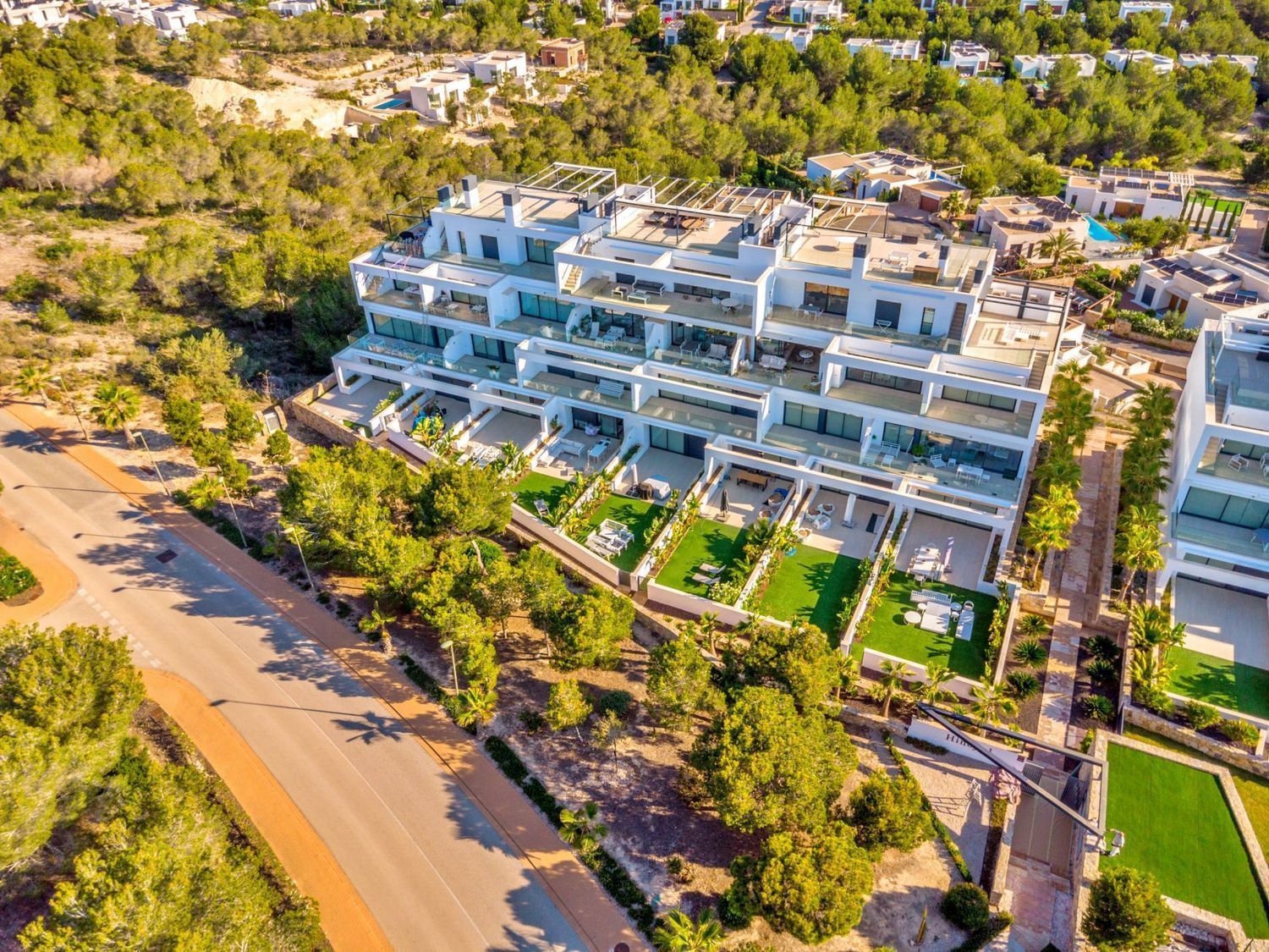 For sale - 2 Bedroom 2 Bathroom Apartment in Orihuela - Las Colinas Golf  - Alicante