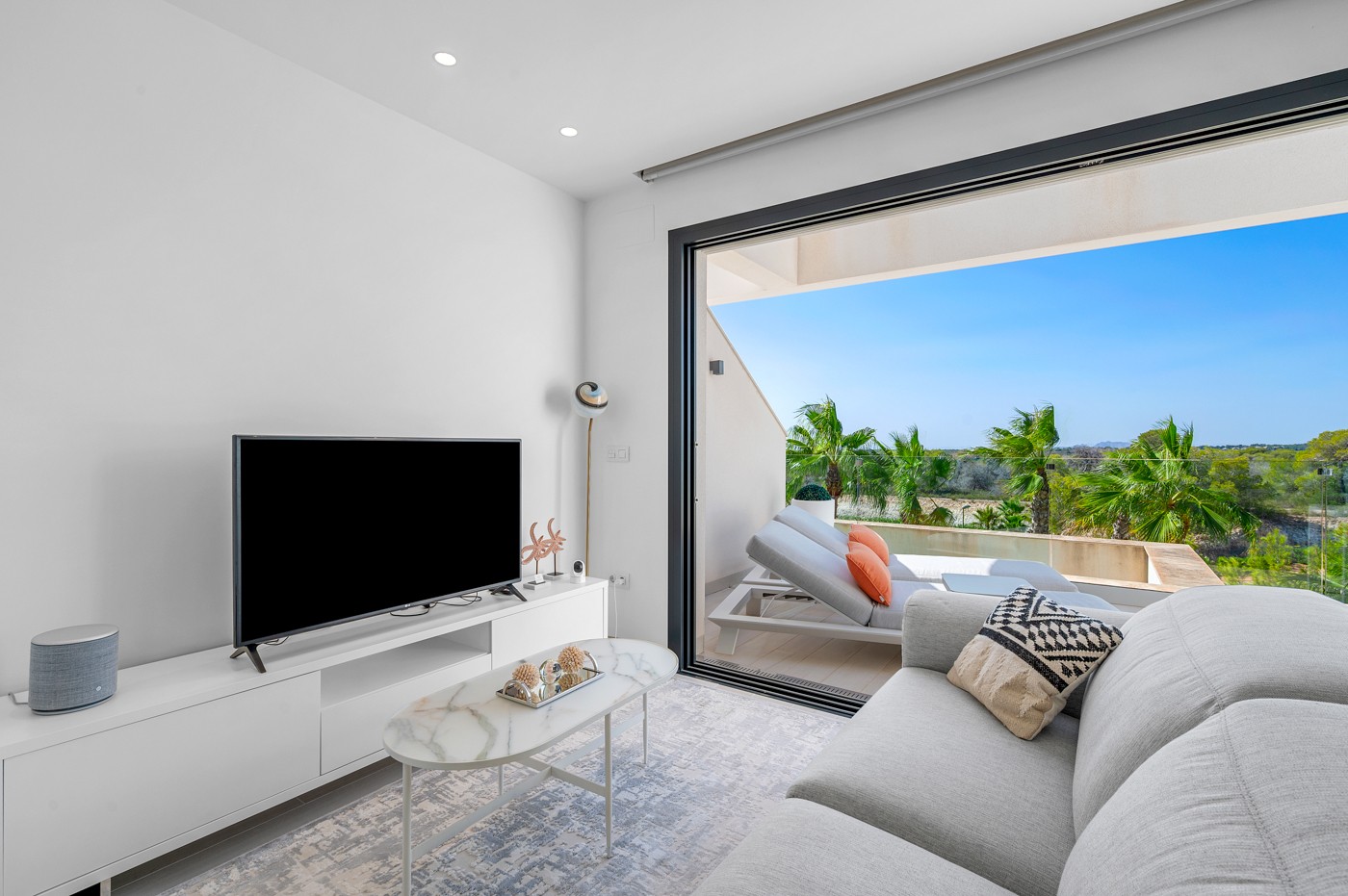 For sale - 2 Bedroom 2 Bathroom Apartment in Orihuela - Inland  - Alicante