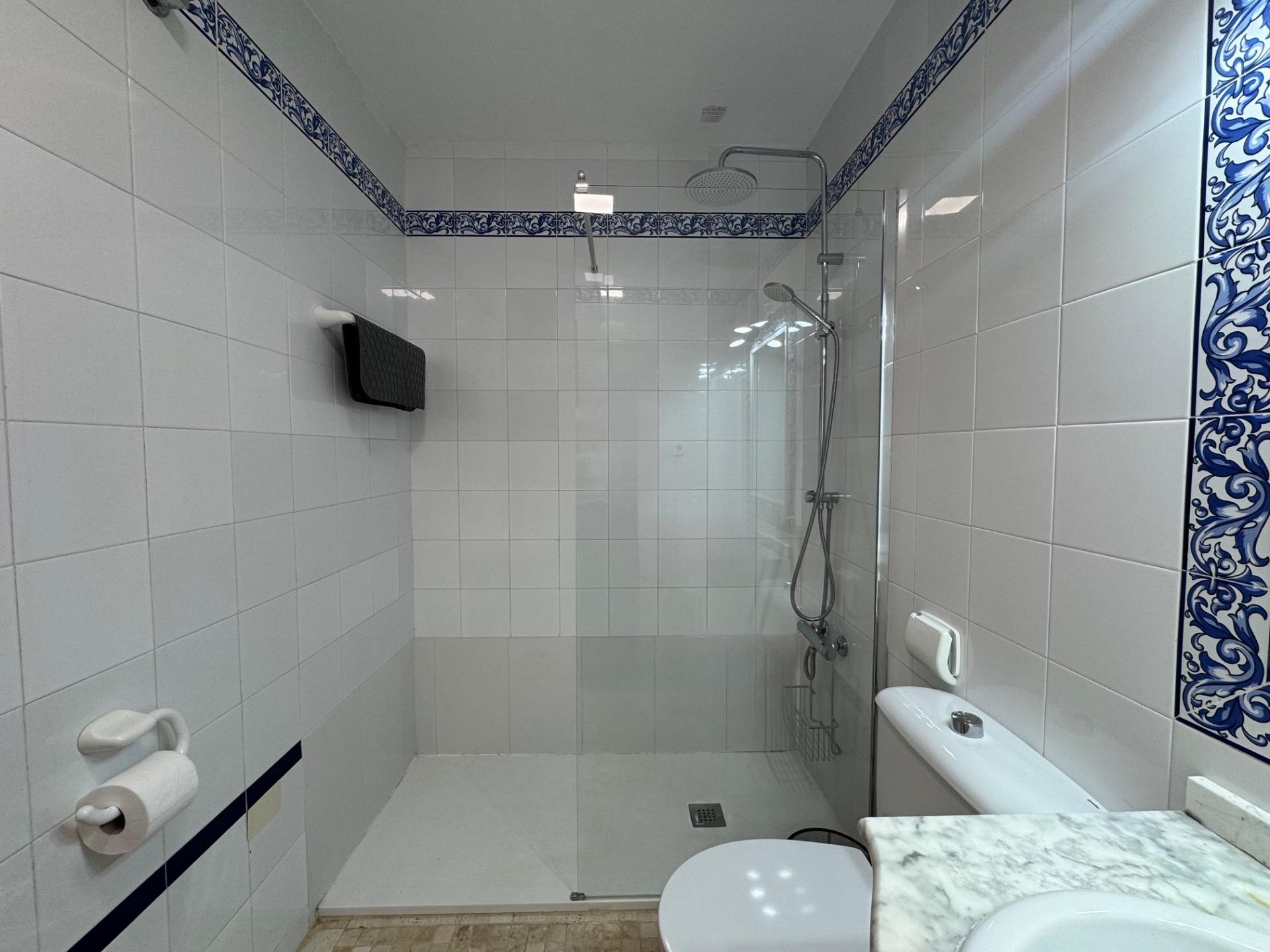 For sale - 3 Bedroom 2 Bathroom Town House in Pilar de La Horadada - Torre de la Horadada  - Alicante