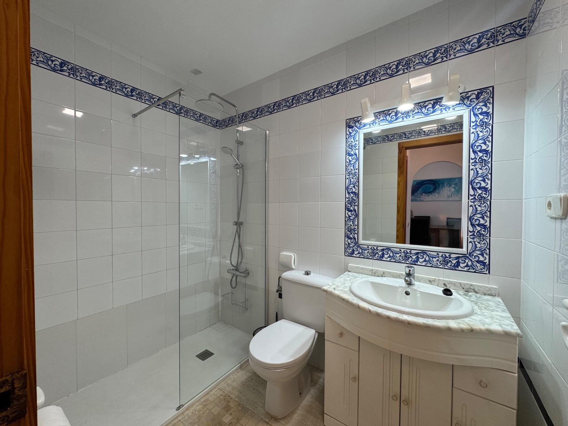 For sale - 3 Bedroom 2 Bathroom Town House in Pilar de La Horadada - Torre de la Horadada  - Alicante