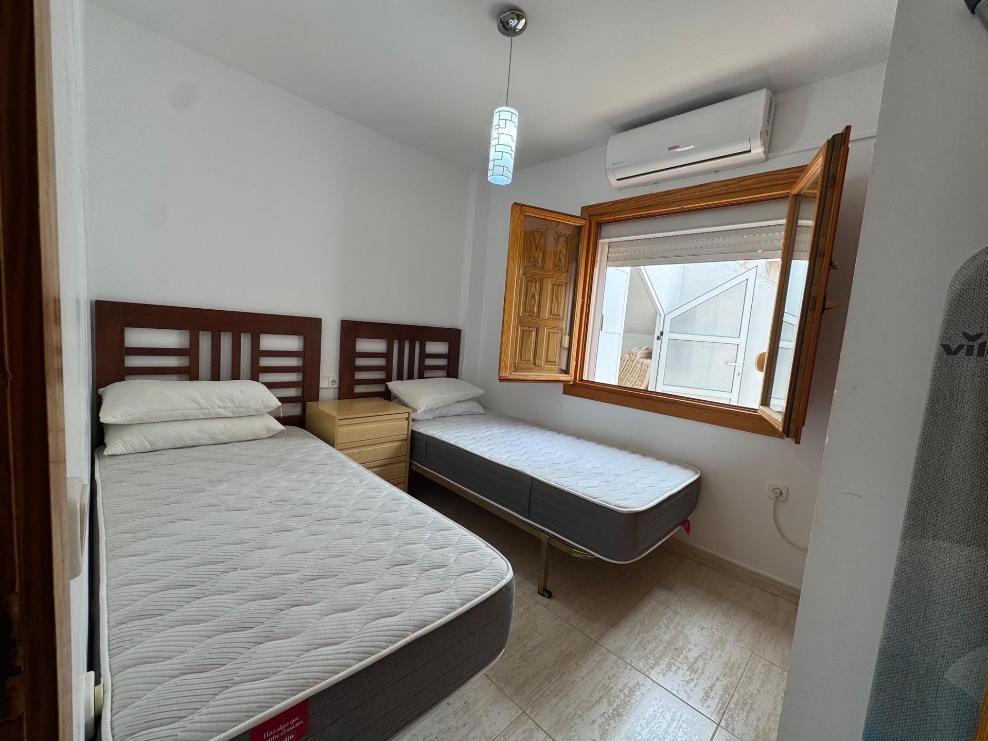 For sale - 3 Bedroom 2 Bathroom Town House in Pilar de La Horadada - Torre de la Horadada  - Alicante