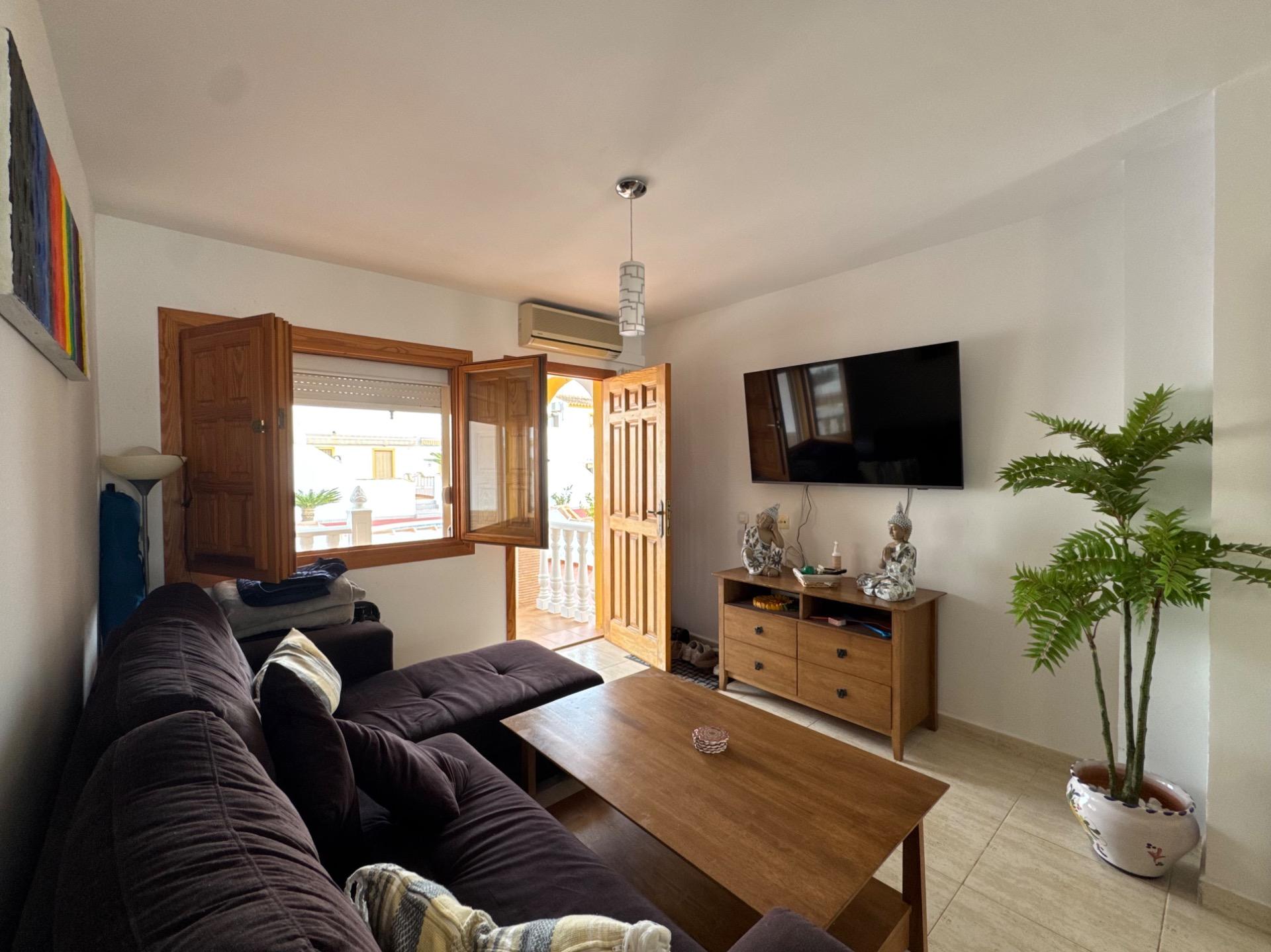 For sale - 3 Bedroom 2 Bathroom Town House in Pilar de La Horadada - Torre de la Horadada  - Alicante