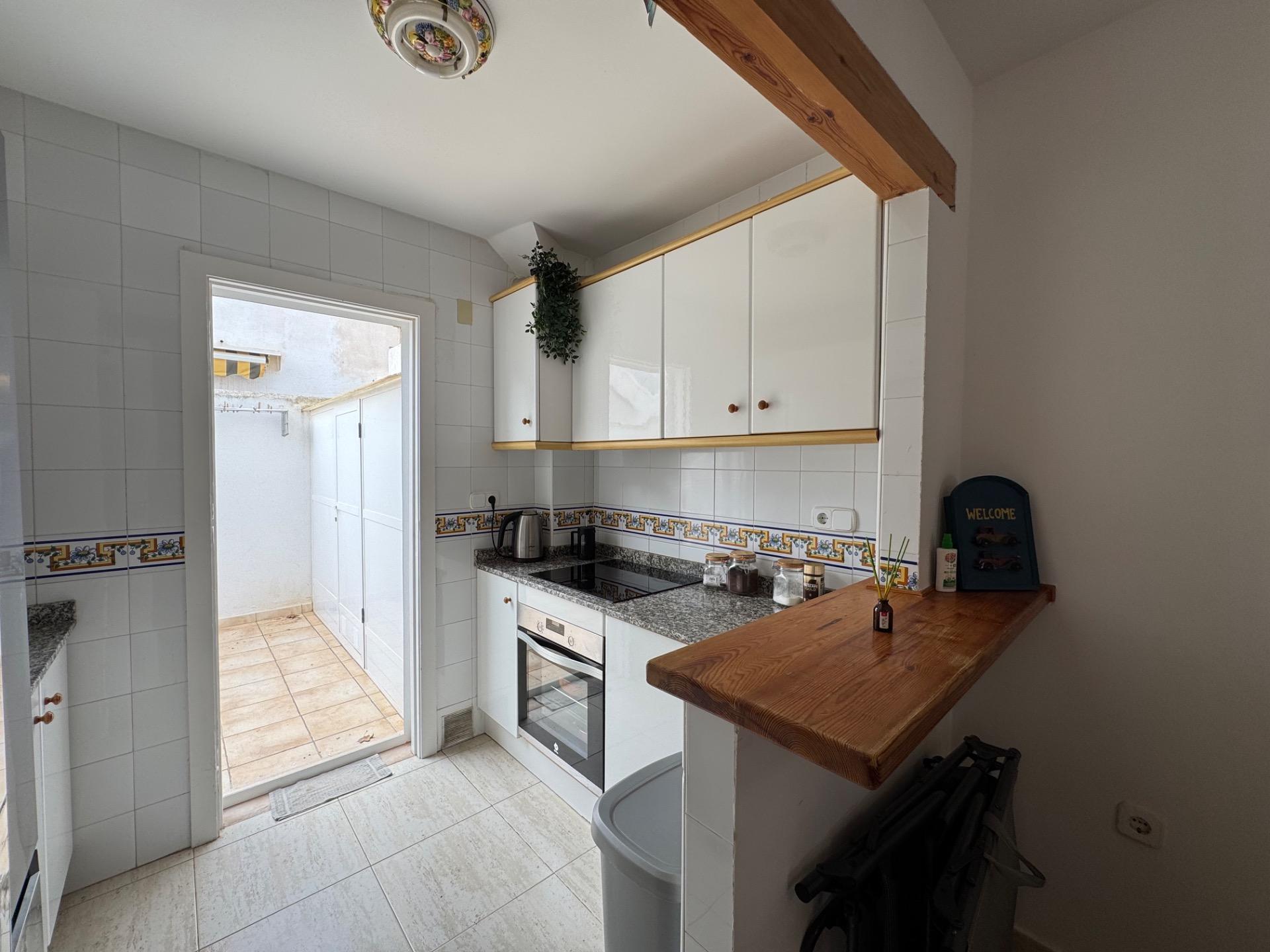For sale - 3 Bedroom 2 Bathroom Town House in Pilar de La Horadada - Torre de la Horadada  - Alicante