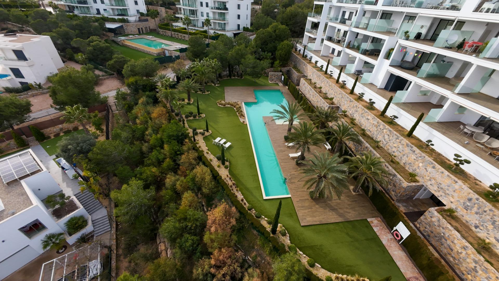 For sale - 3 Bedroom 2 Bathroom Apartment in Orihuela - Las Colinas Golf  - Alicante