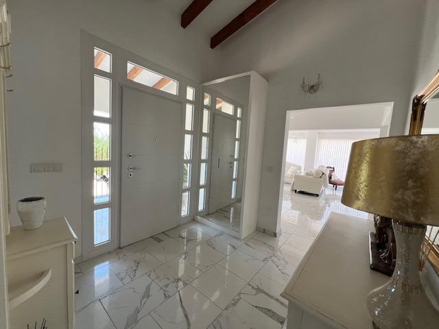 For sale - 3 Bedroom 4 Bathroom Villa in Dolores - Comunidad Valenciana  - Alicante