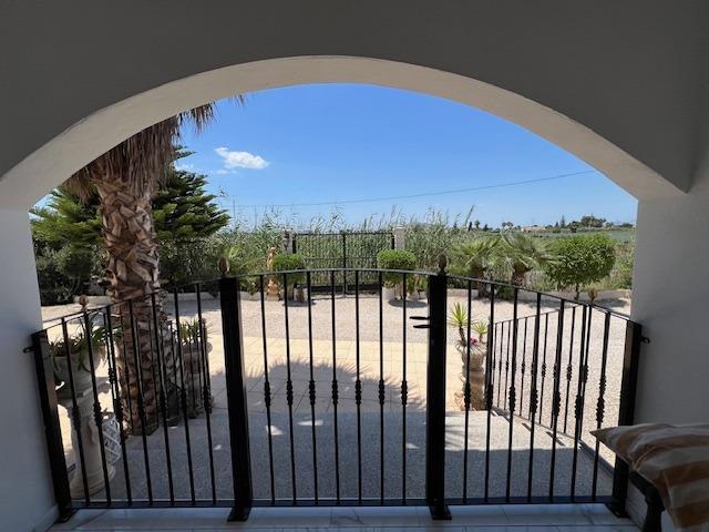 For sale - 3 Bedroom 4 Bathroom Villa in Dolores - Comunidad Valenciana  - Alicante