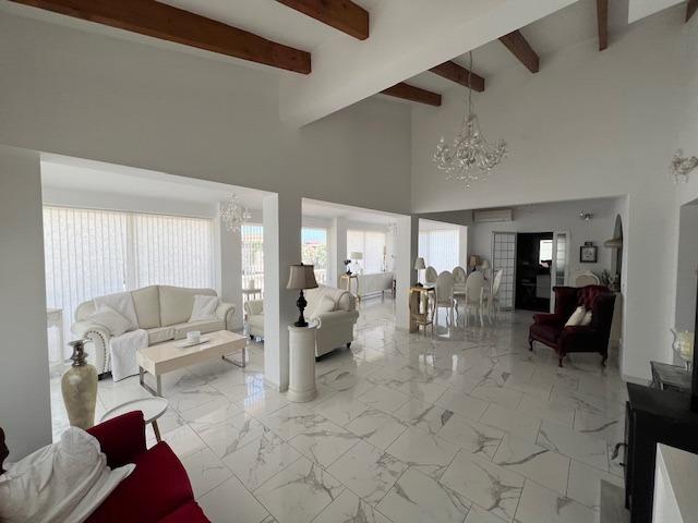 For sale - 3 Bedroom 4 Bathroom Villa in Dolores - Comunidad Valenciana  - Alicante