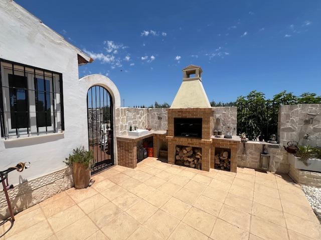 For sale - 3 Bedroom 4 Bathroom Villa in Dolores - Comunidad Valenciana  - Alicante