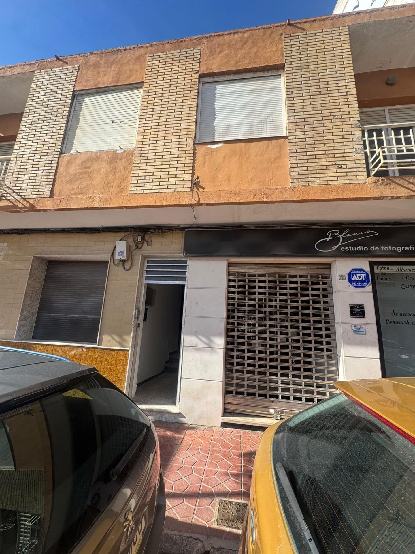 For sale - 5 Bedroom 2 Bathroom Apartment in Guardamar del Segura - Guardamar Del Segura  - Alicante