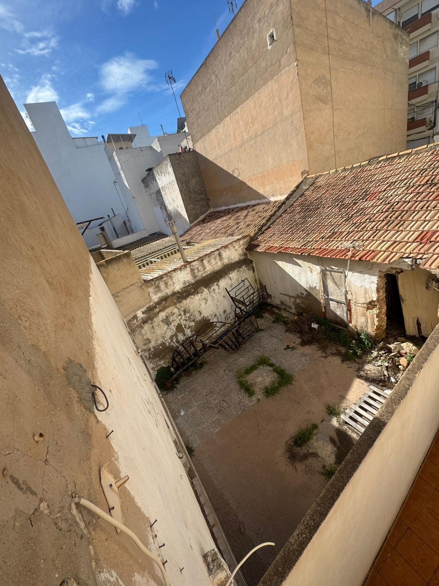 For sale - 5 Bedroom 2 Bathroom Apartment in Guardamar del Segura - Guardamar Del Segura  - Alicante