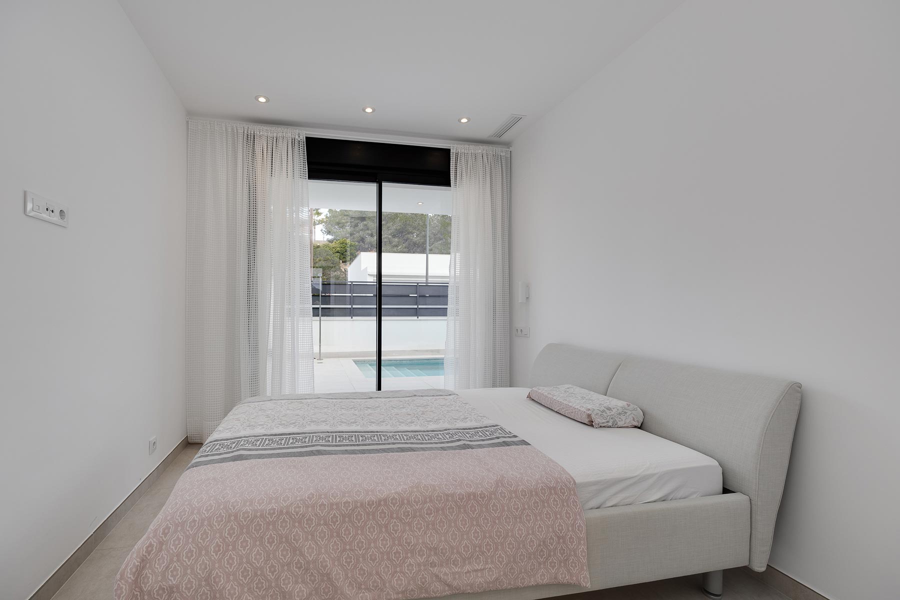 For sale - 3 Bedroom 2 Bathroom Villa in Pinar de Campoverde - Inland  - Alicante