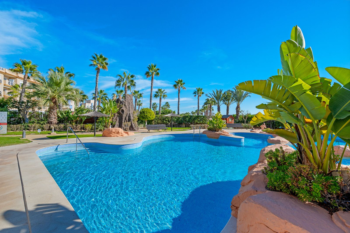 For sale - 2 Bedroom 2 Bathroom Apartment in Cabo Roig - Costa Blanca  - Alicante