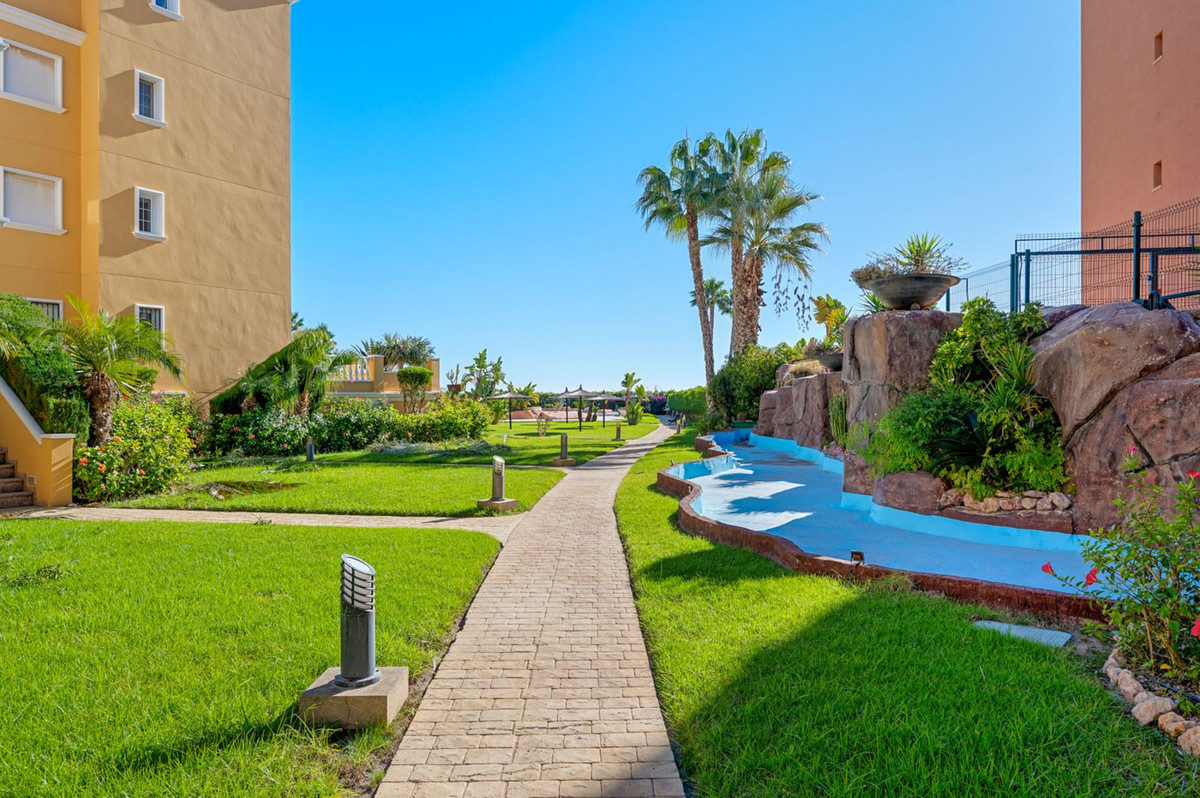 For sale - 2 Bedroom 2 Bathroom Apartment in Cabo Roig - Costa Blanca  - Alicante