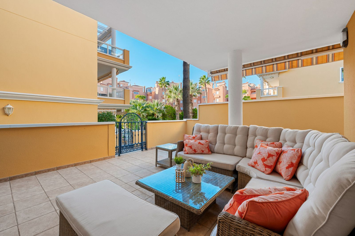 For sale - 2 Bedroom 2 Bathroom Apartment in Cabo Roig - Costa Blanca  - Alicante