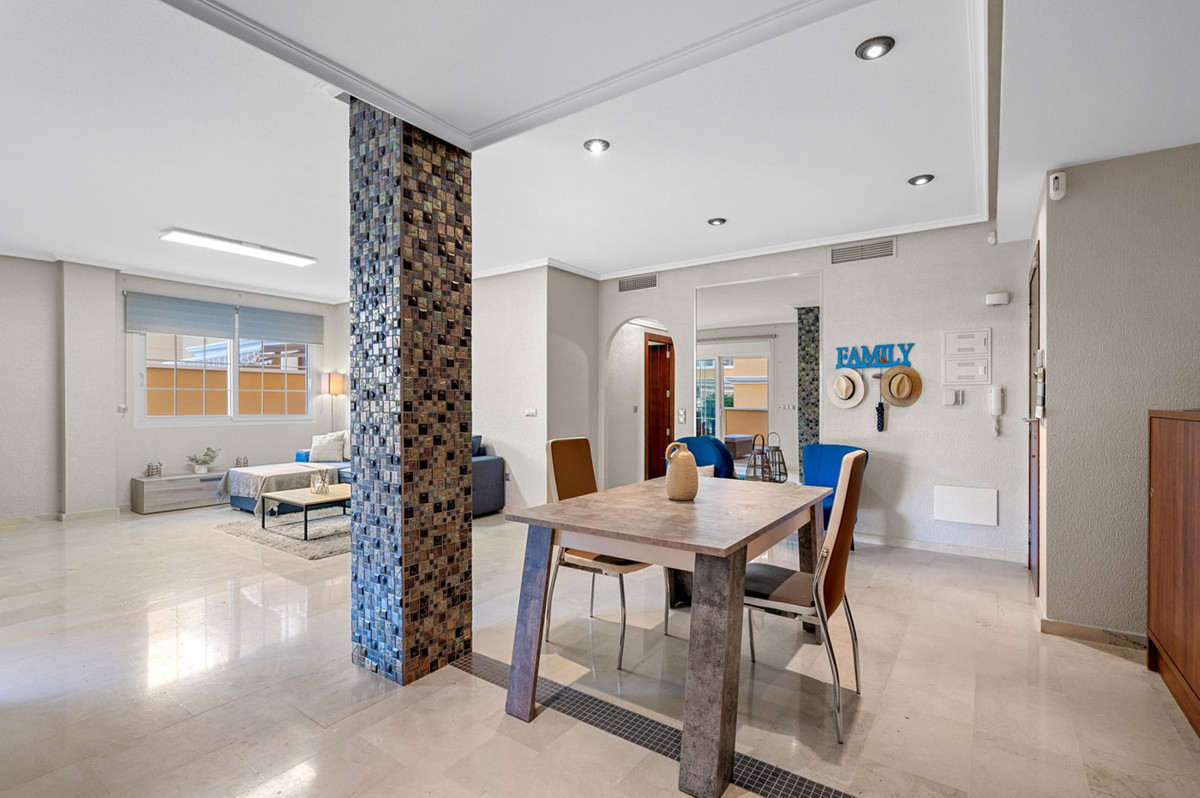 For sale - 2 Bedroom 2 Bathroom Apartment in Cabo Roig - Costa Blanca  - Alicante