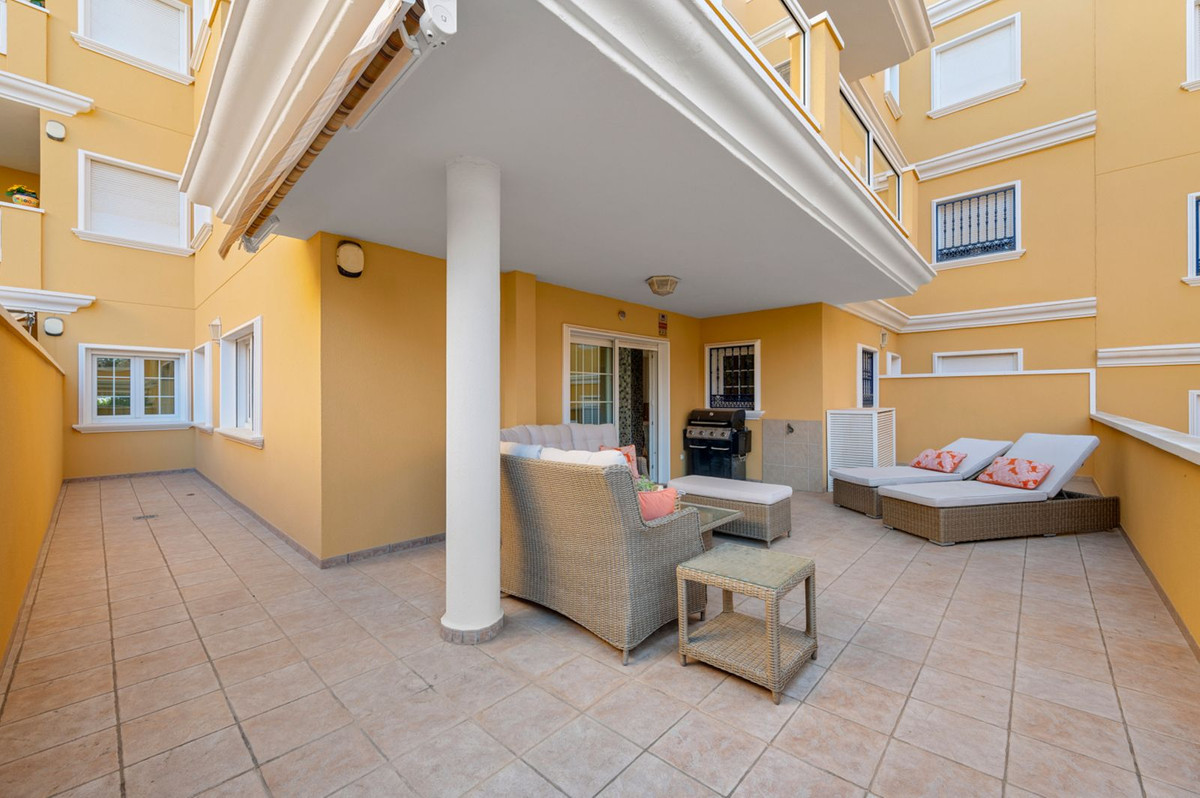 For sale - 2 Bedroom 2 Bathroom Apartment in Cabo Roig - Costa Blanca  - Alicante