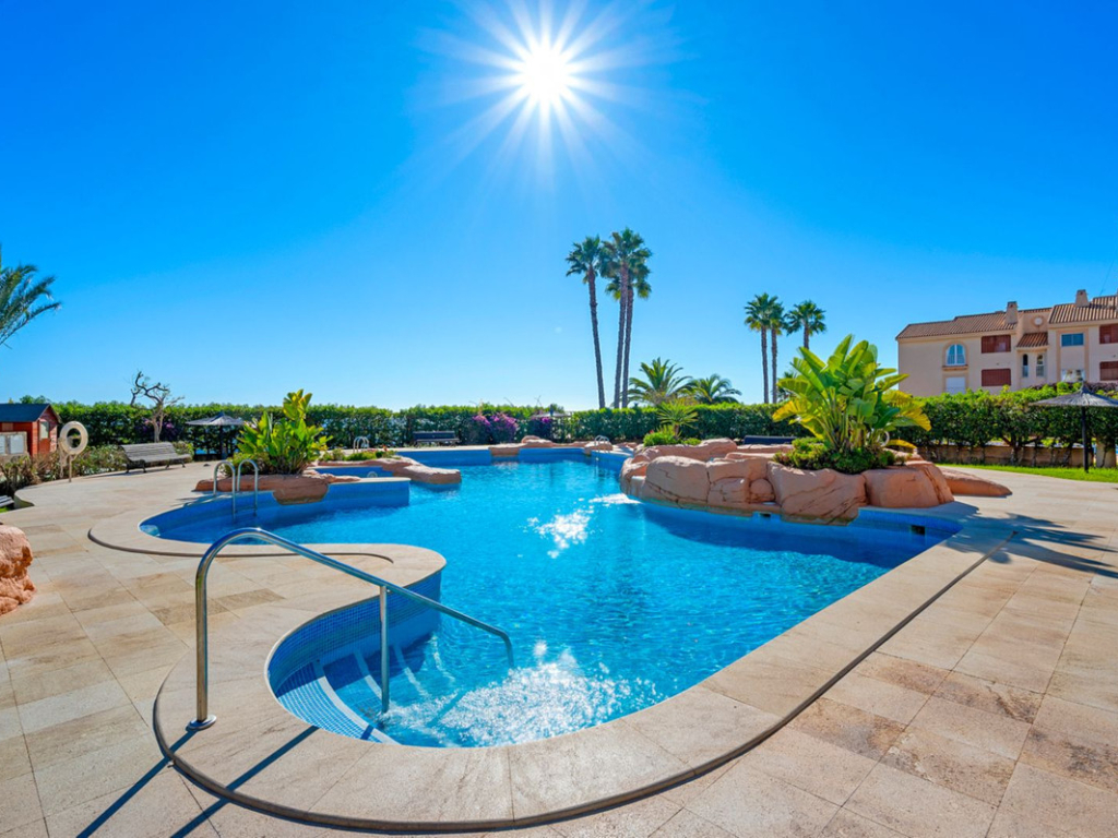 2 Bedroom 2 Bathroom Apartment in Cabo Roig