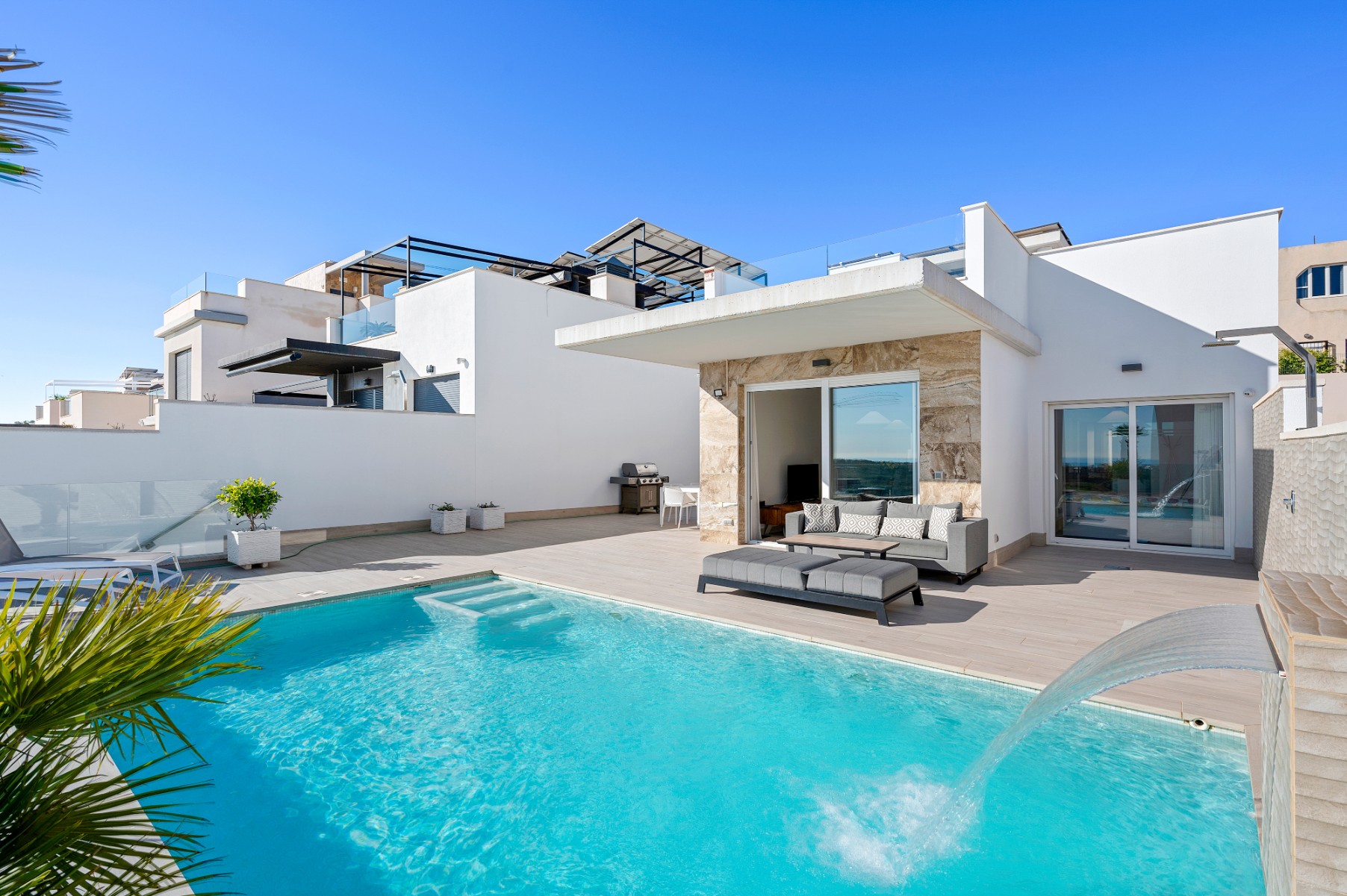 For sale - 3 Bedroom 2 Bathroom Villa in San Miguel de Salinas - Inland  - Alicante