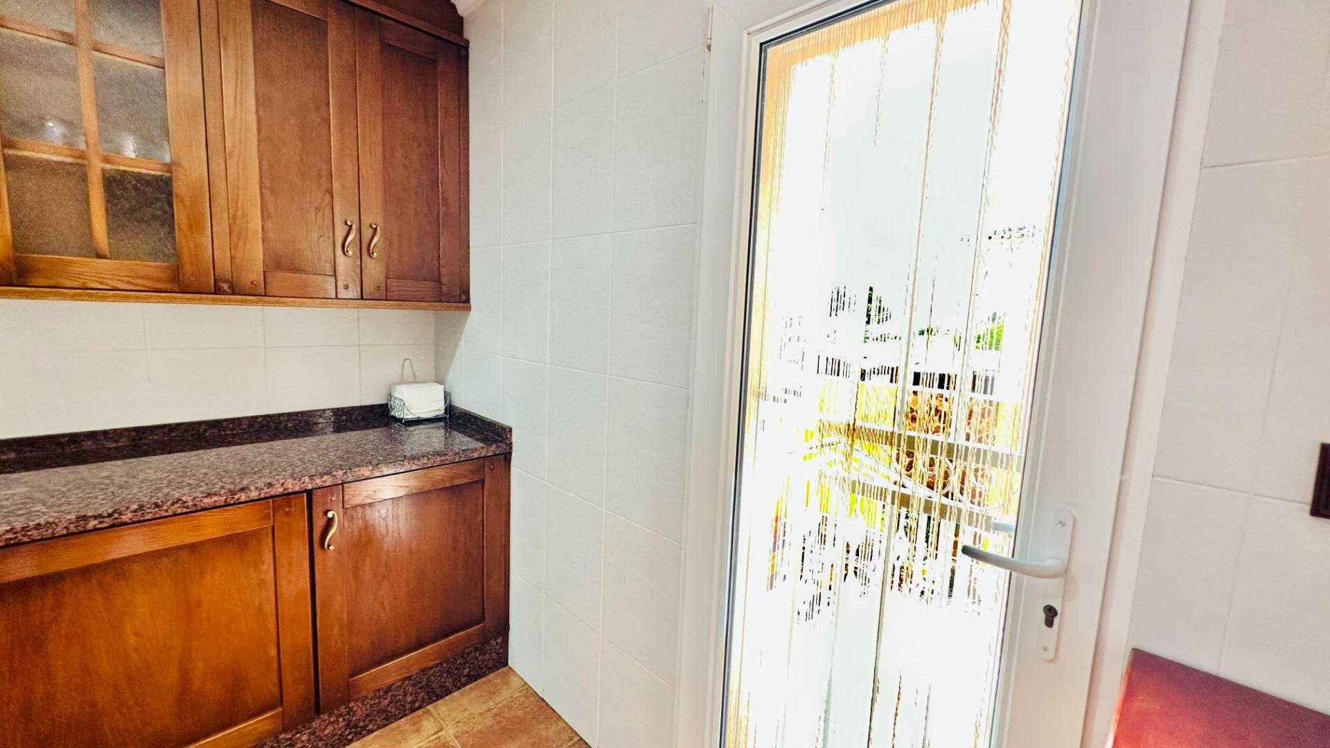 For sale - 5 Bedroom 3 Bathroom Villa in Orihuela - Urb. Montepinar  - Alicante