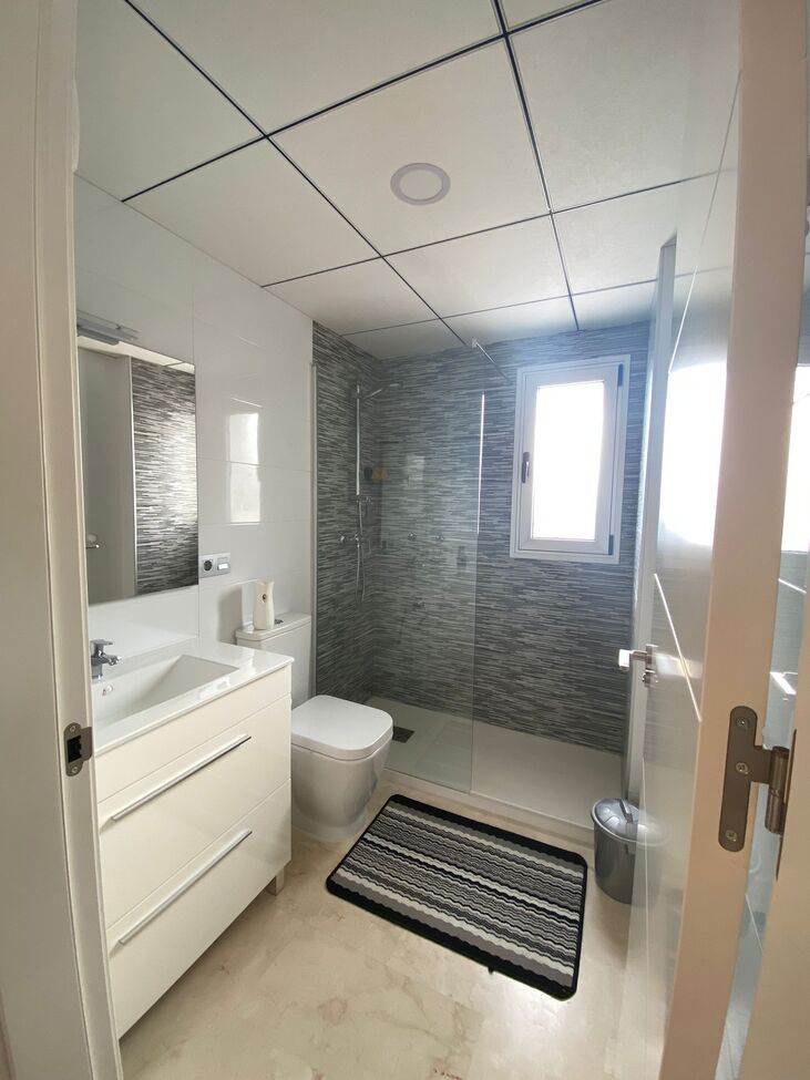 For sale - 3 Bedroom 2 Bathroom Apartment in Dehesa de Campoamor - Las Filipinas  - Alicante