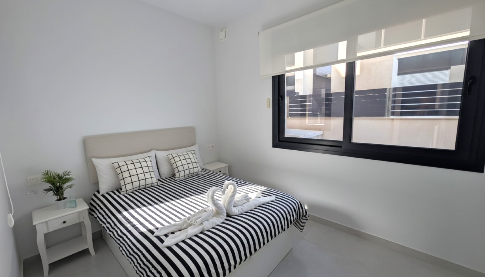 For sale - 4 Bedroom 4 Bathroom Detached Villa in Lomas de Cabo Roig - Lomas de Cabo Roig  - Alicante