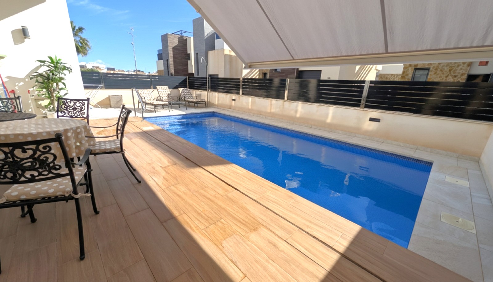 For sale - 4 Bedroom 4 Bathroom Detached Villa in Lomas de Cabo Roig - Lomas de Cabo Roig  - Alicante