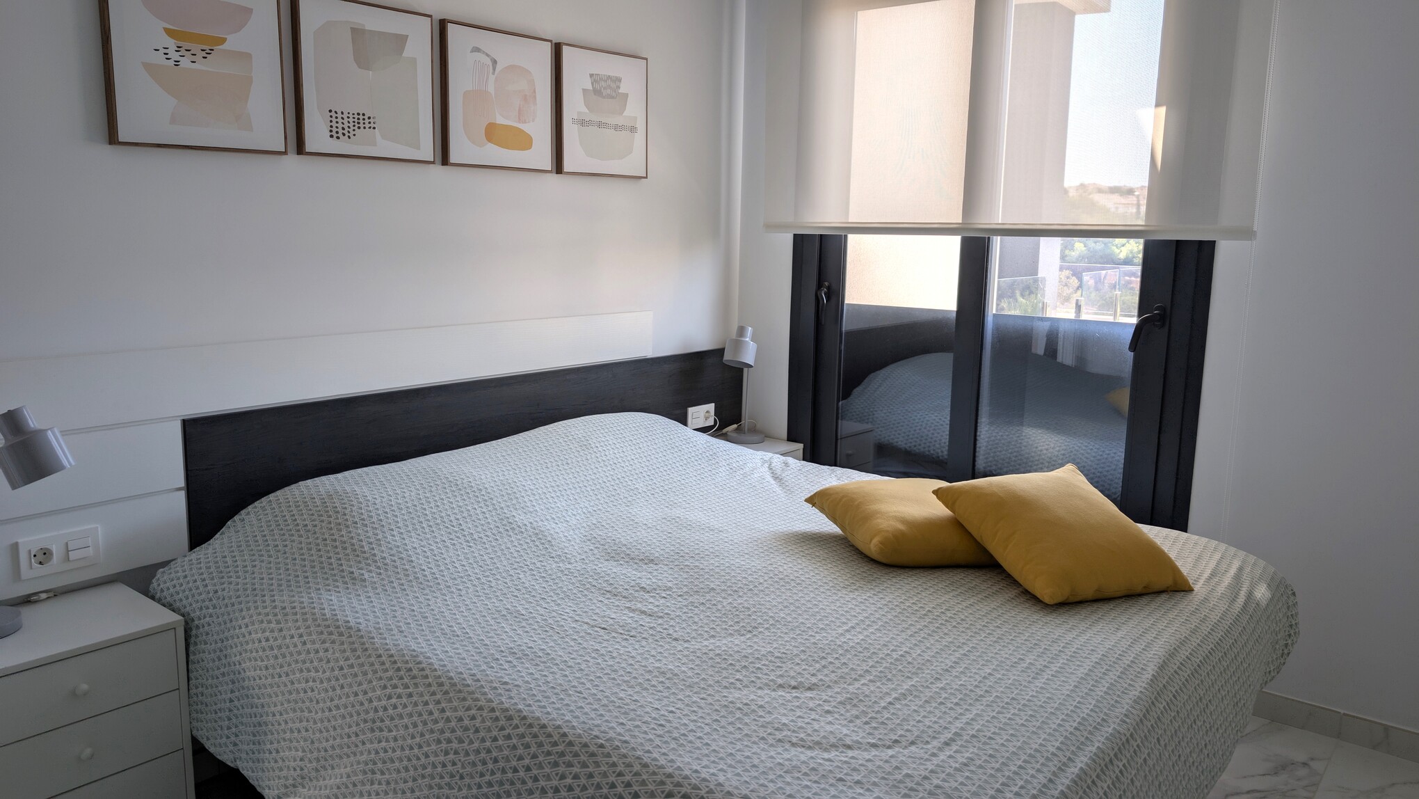 Sold - SOLD-2 Bedroom 2 Bathroom Top Floor Corner Apartment in Villamartin - Amanecer VI - Alicante