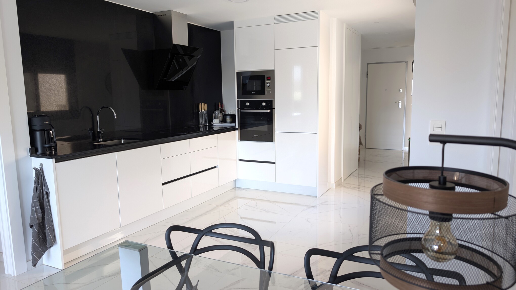 Sold - SOLD-2 Bedroom 2 Bathroom Top Floor Corner Apartment in Villamartin - Amanecer VI - Alicante