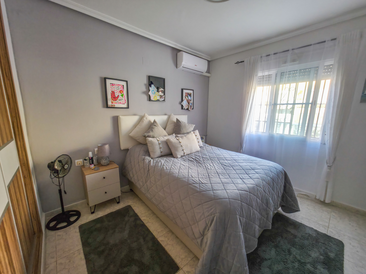 For sale - 3 Bedroom 2 Bathroom Villa in Villamartin - , Villamartin, Alicante, Spain - Alicante