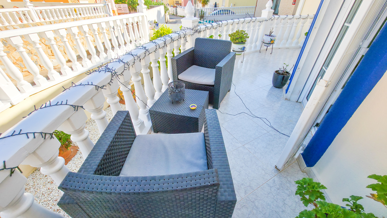 For sale - 3 Bedroom 2 Bathroom Villa in Villamartin - , Villamartin, Alicante, Spain - Alicante