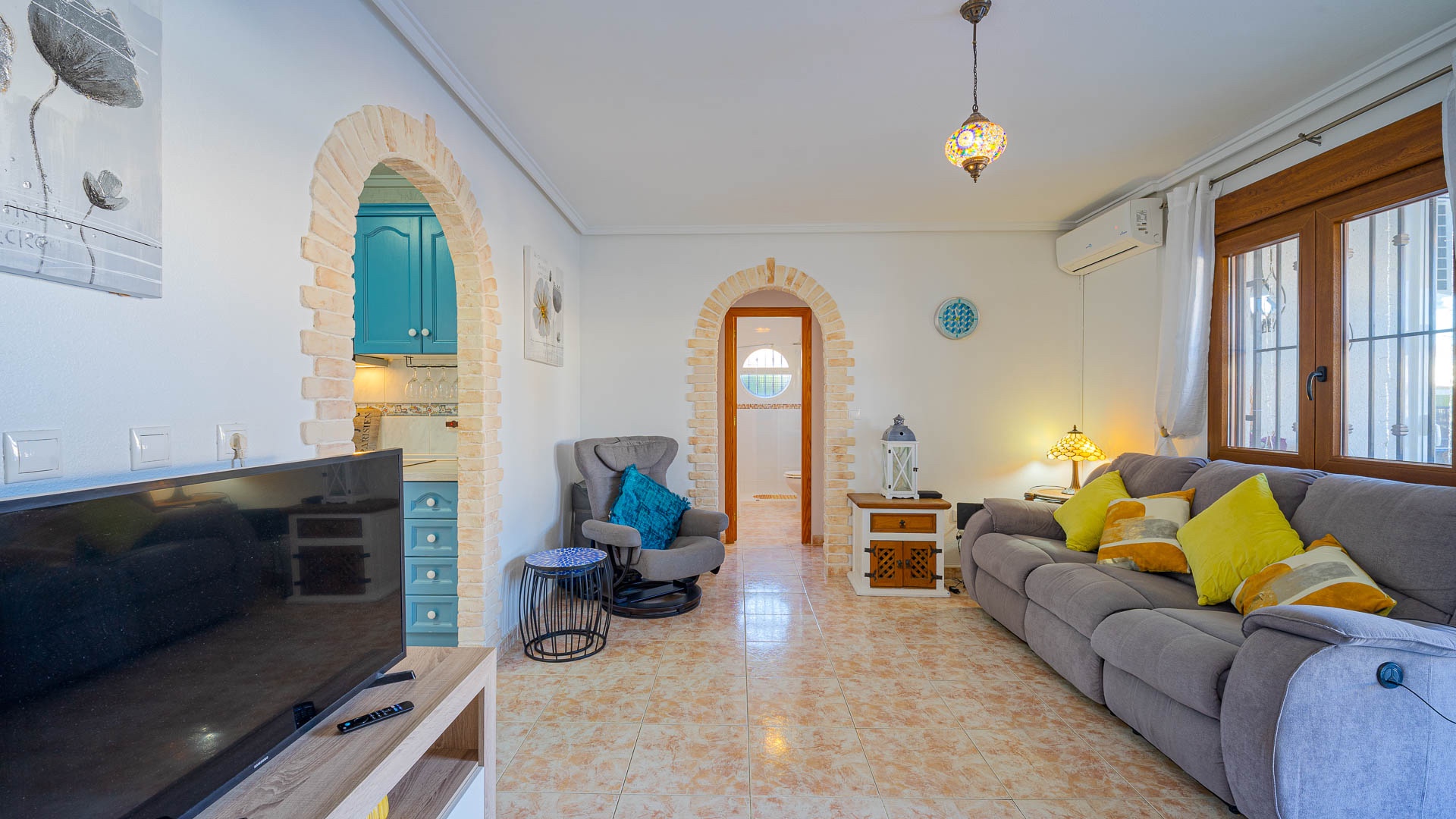 For sale - 3 Bedroom 2 Bathroom Quad in Playa Flamenca - Playa Flamenca  - Alicante