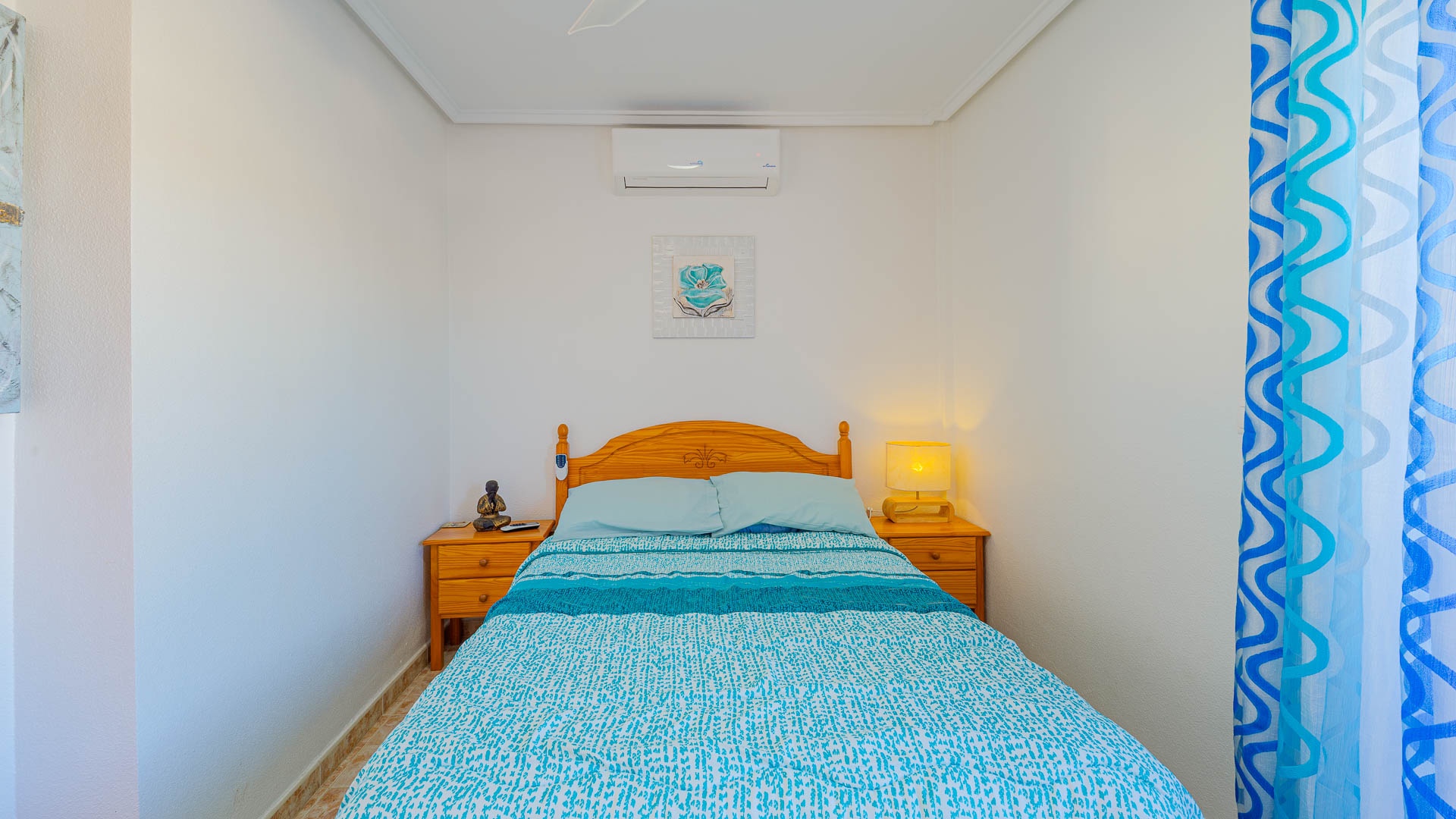 For sale - 3 Bedroom 2 Bathroom Quad in Playa Flamenca - Playa Flamenca  - Alicante