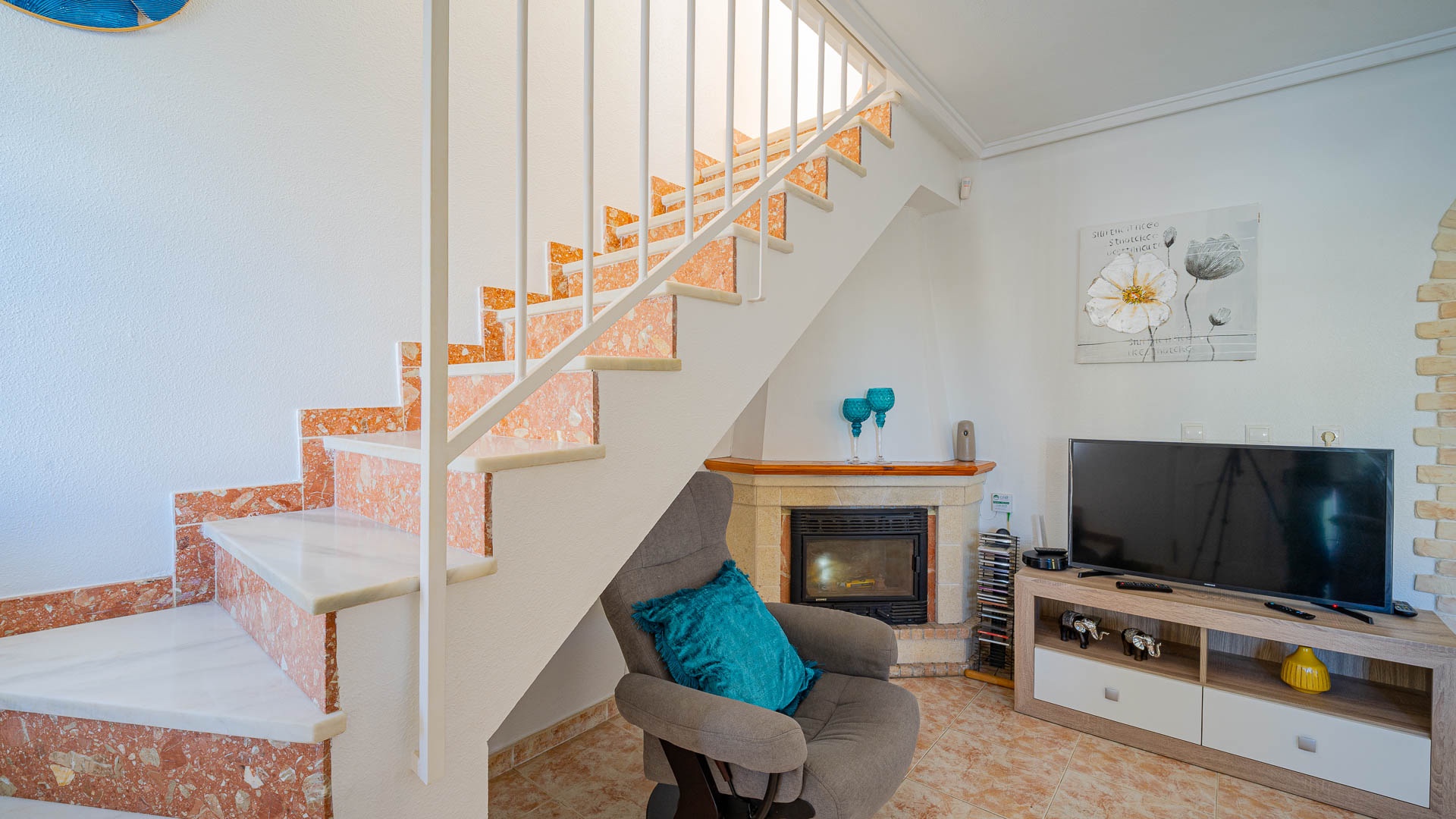 For sale - 3 Bedroom 2 Bathroom Quad in Playa Flamenca - Playa Flamenca  - Alicante