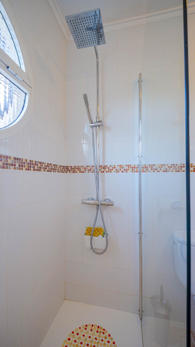 For sale - 3 Bedroom 2 Bathroom Quad in Playa Flamenca - Playa Flamenca  - Alicante