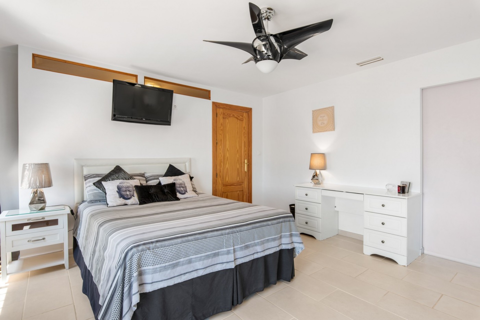For sale - 4 Bedroom 4 Bathroom Country Property in Catral - Catral  - Alicante