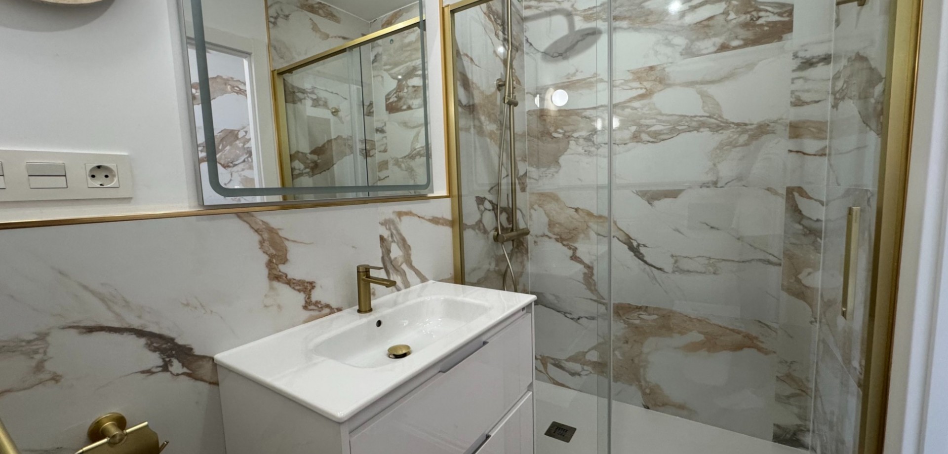 For sale - 2 Bedroom 1 Bathroom Apartment in Orihuela Costa - Punta Prima  - Costa Blanca (Alicante)